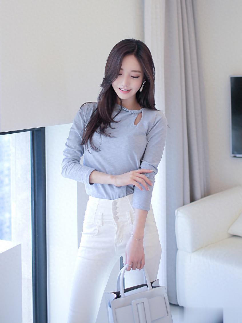 与其沉溺过往，不如沐浴晴朗。