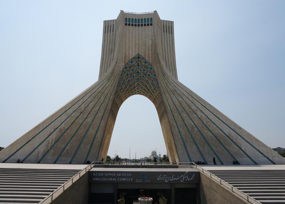 伊朗，你醒醒吧！
你还没认清美伊停战的真实目的：特朗普面临中期选举，她的暂停是为