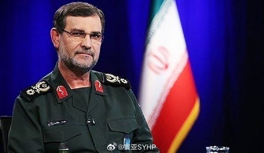 伊朗警告任何敌对方船只无权通过霍尔木兹海峡伊朗革命卫队海军司令阿里雷扎·坦西里：