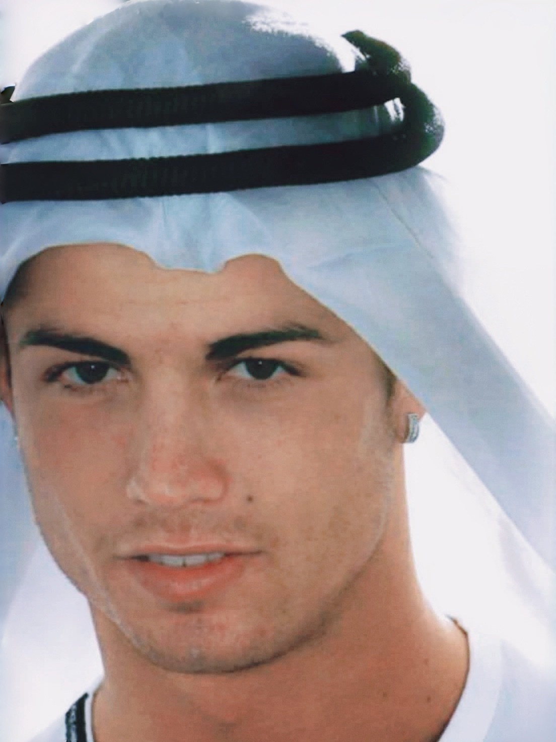 小小罗时期戴白头巾好可爱