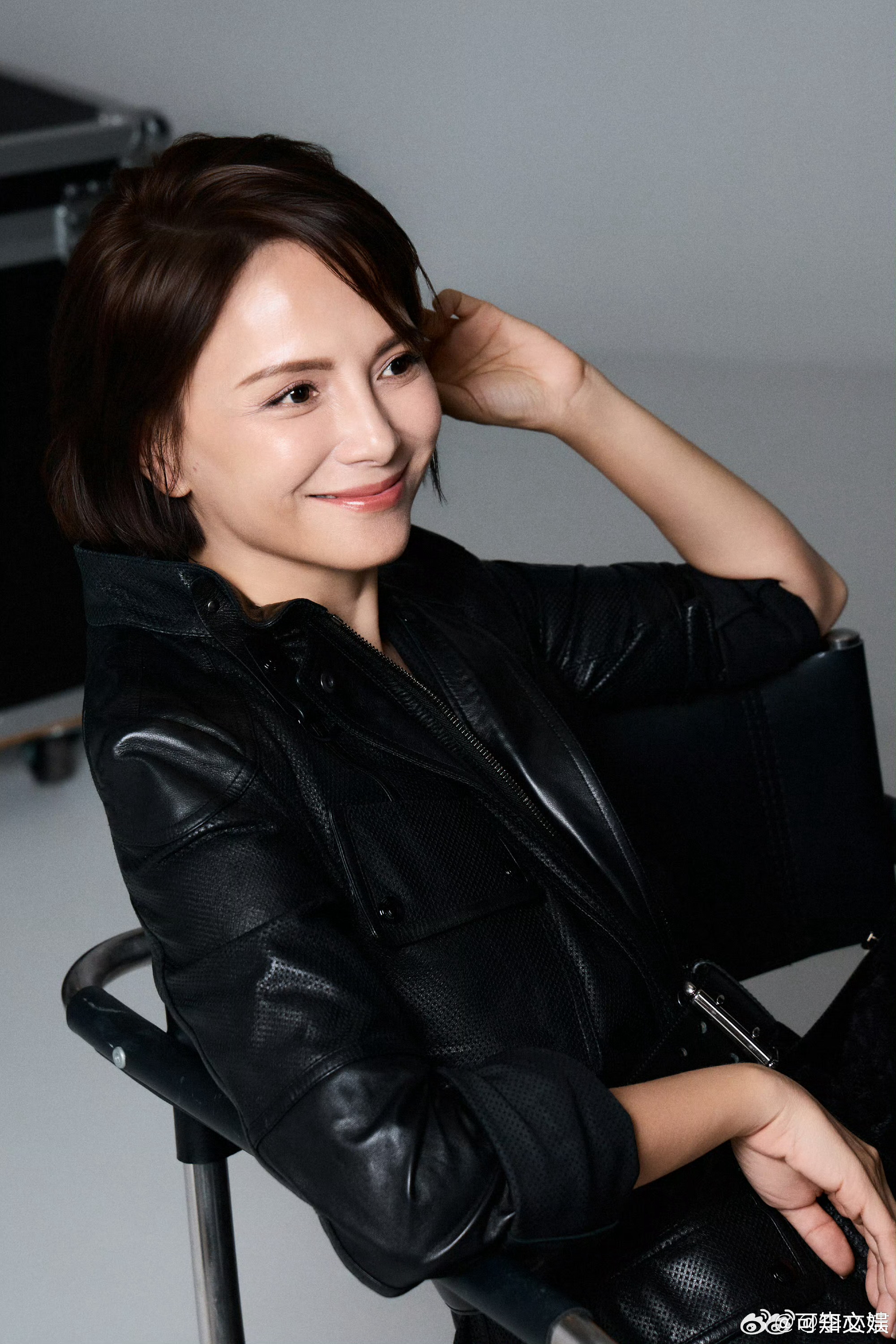 李心洁allblack造型轻松乘风李心洁好优越的骨相好期待舞台啊 