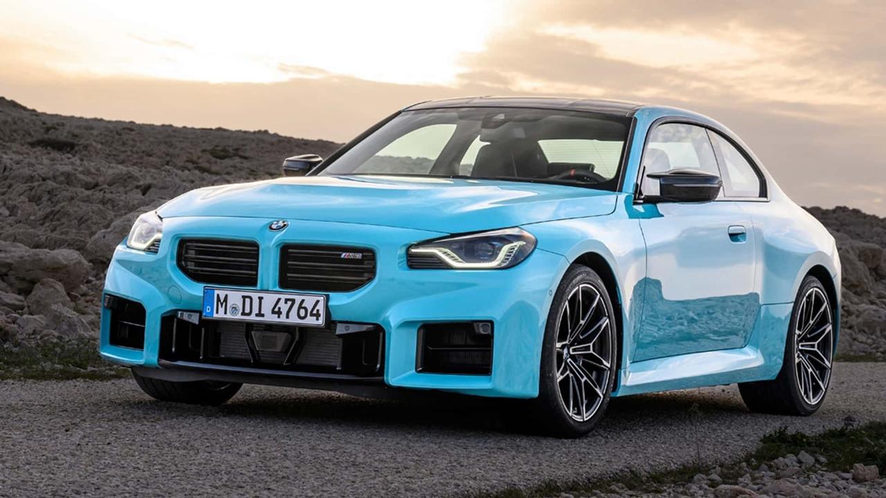 一直坚守后驱传统的 M2 终于在新款车型上引入了 xDrive 全轮驱动系统。这