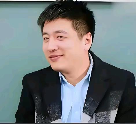 张雪峰一句话戳破现实，多少普通家庭孩子被说破防😢
 
“想挣大钱，就别去央国企
