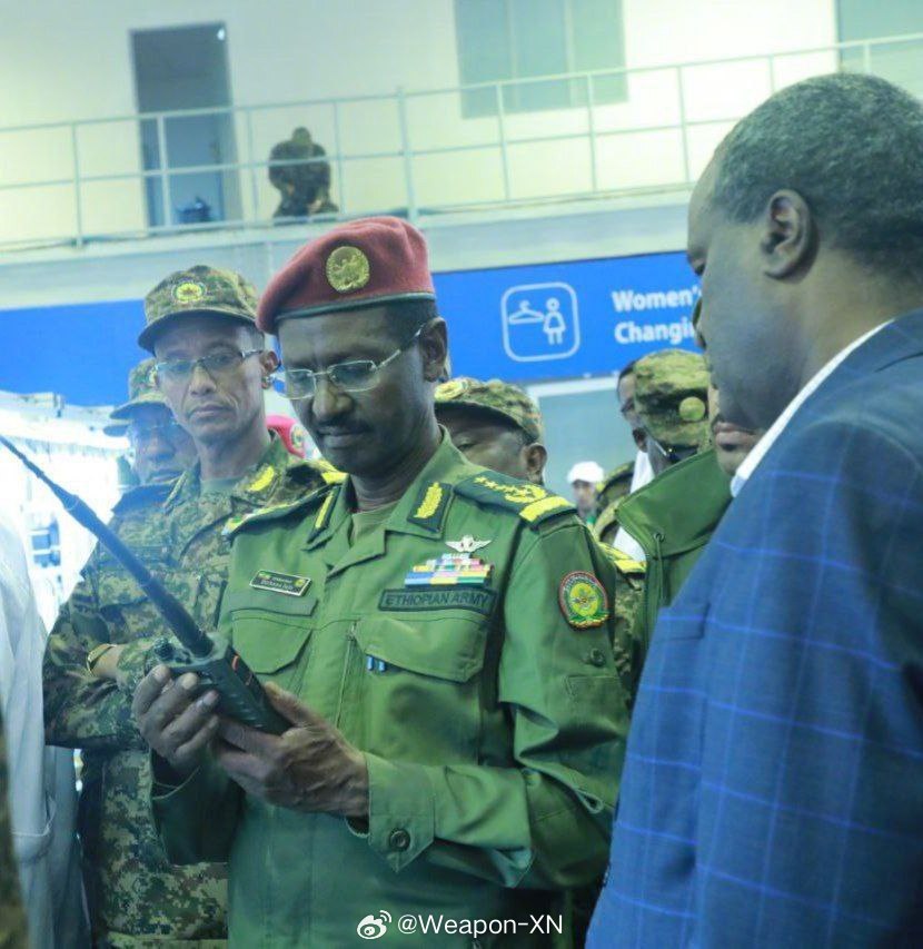 #兵器影像[超话]# 在为军队提供通信的问题以及东北军区地区广泛使用暴风和其他中