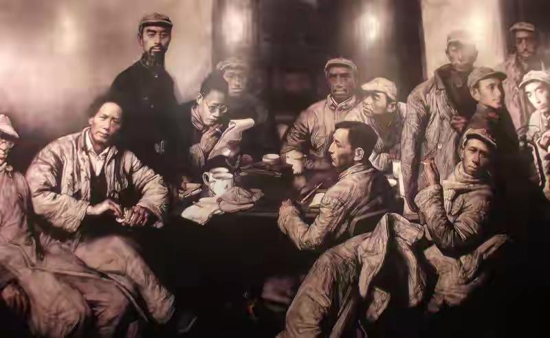 在这生死存亡的关键时刻，一九二七年8月7日，中共中央在武汉召开紧急会议，会议总结