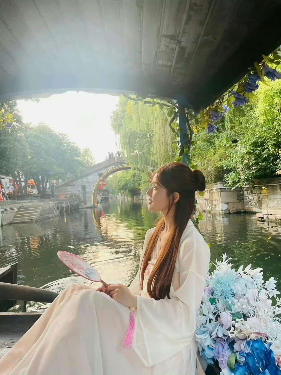 我喻我以长青 我拥此 春待亭亭分享一则早期氧气感露儿💚🍃赵露思