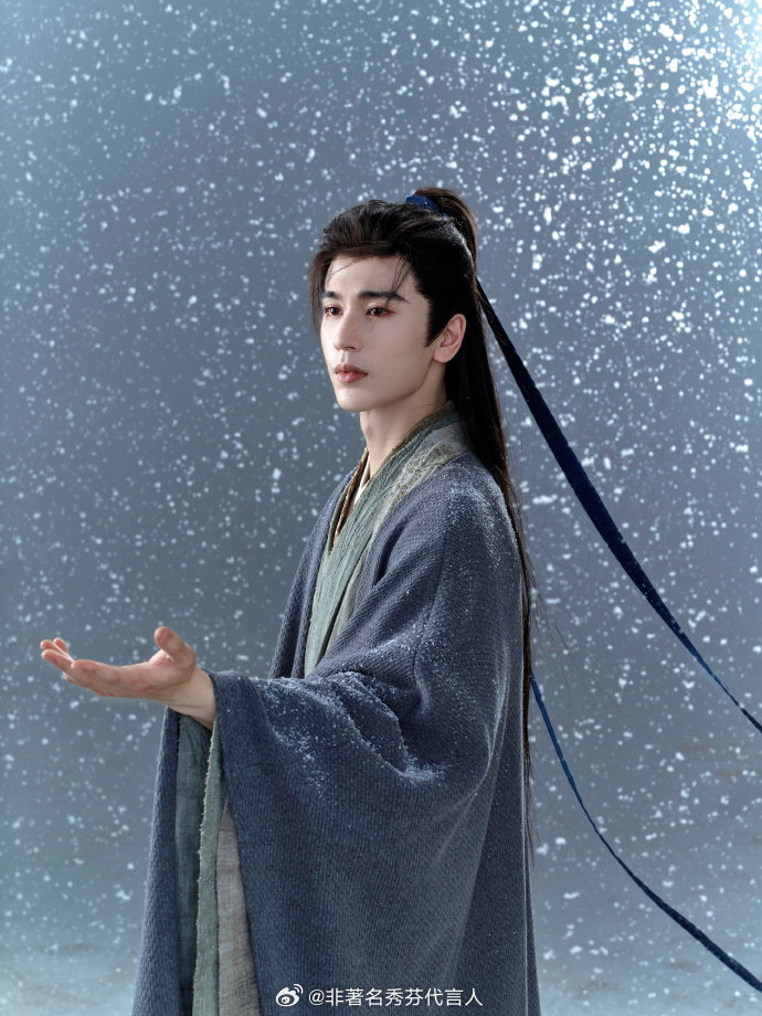 🥝直接给站内专栏《逐玉》这个待遇拉满了期待张凌赫的谢征逐玉 顶级待遇