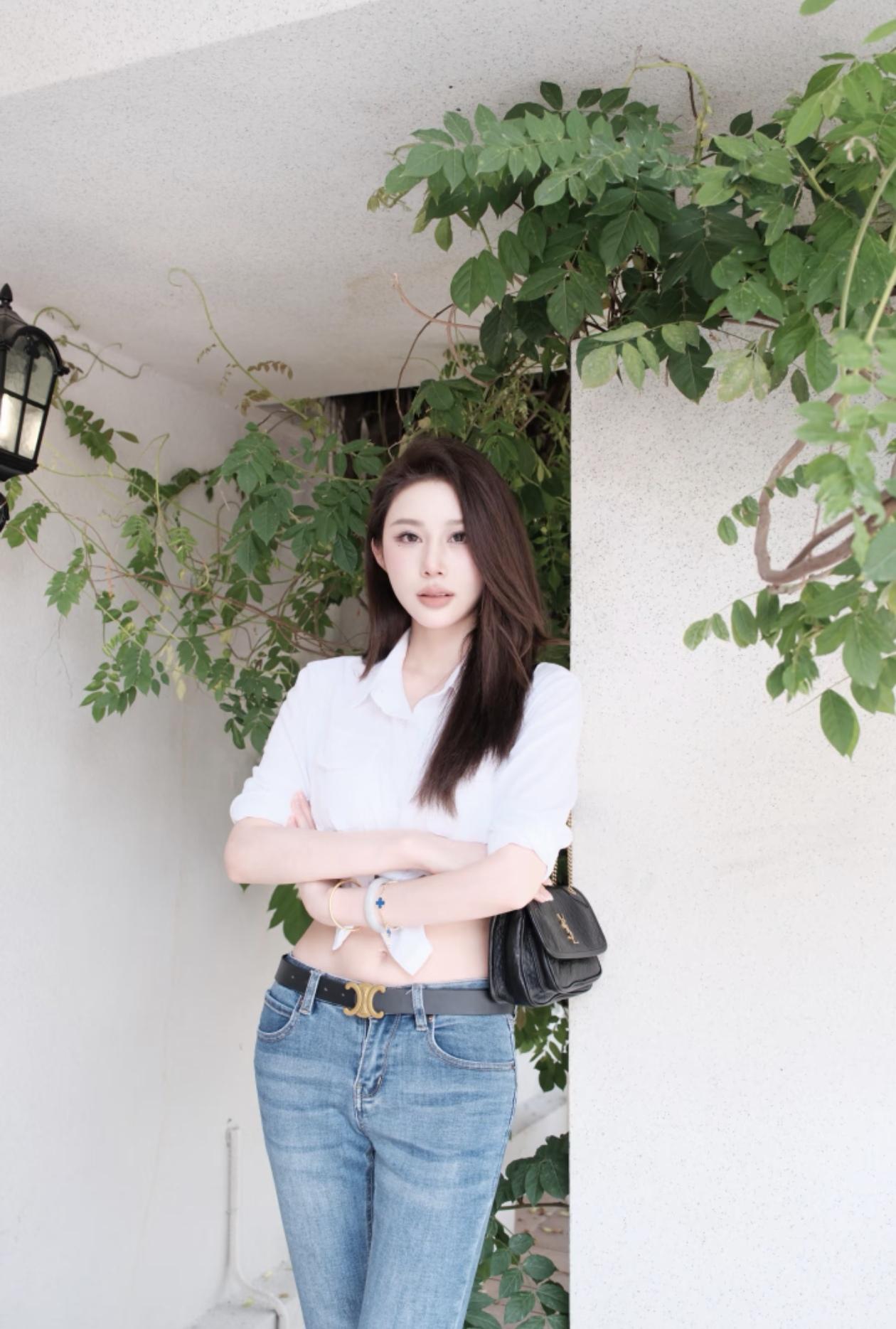简约优雅