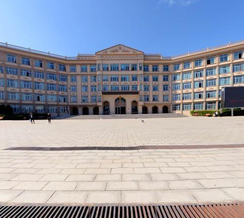 多所高校撤外语学院！孩子苦学十几年英语，到头来竟成了"鸡肋"？

桂林信息科技学