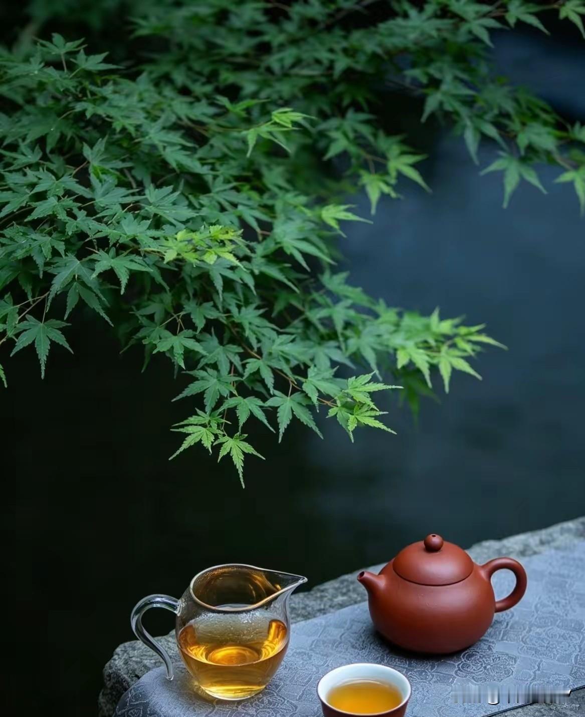 有没有发现！

月薪七八千，手里躺着五六十万存款的人，才是最安逸的！

他们无房