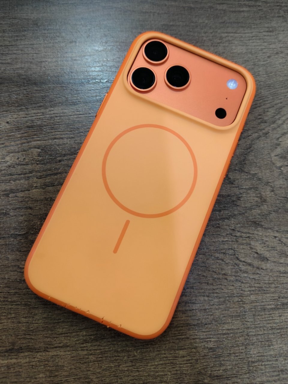 用的iPhone 17 Pro Max，有必要买上40W的充电器吗 ​​​