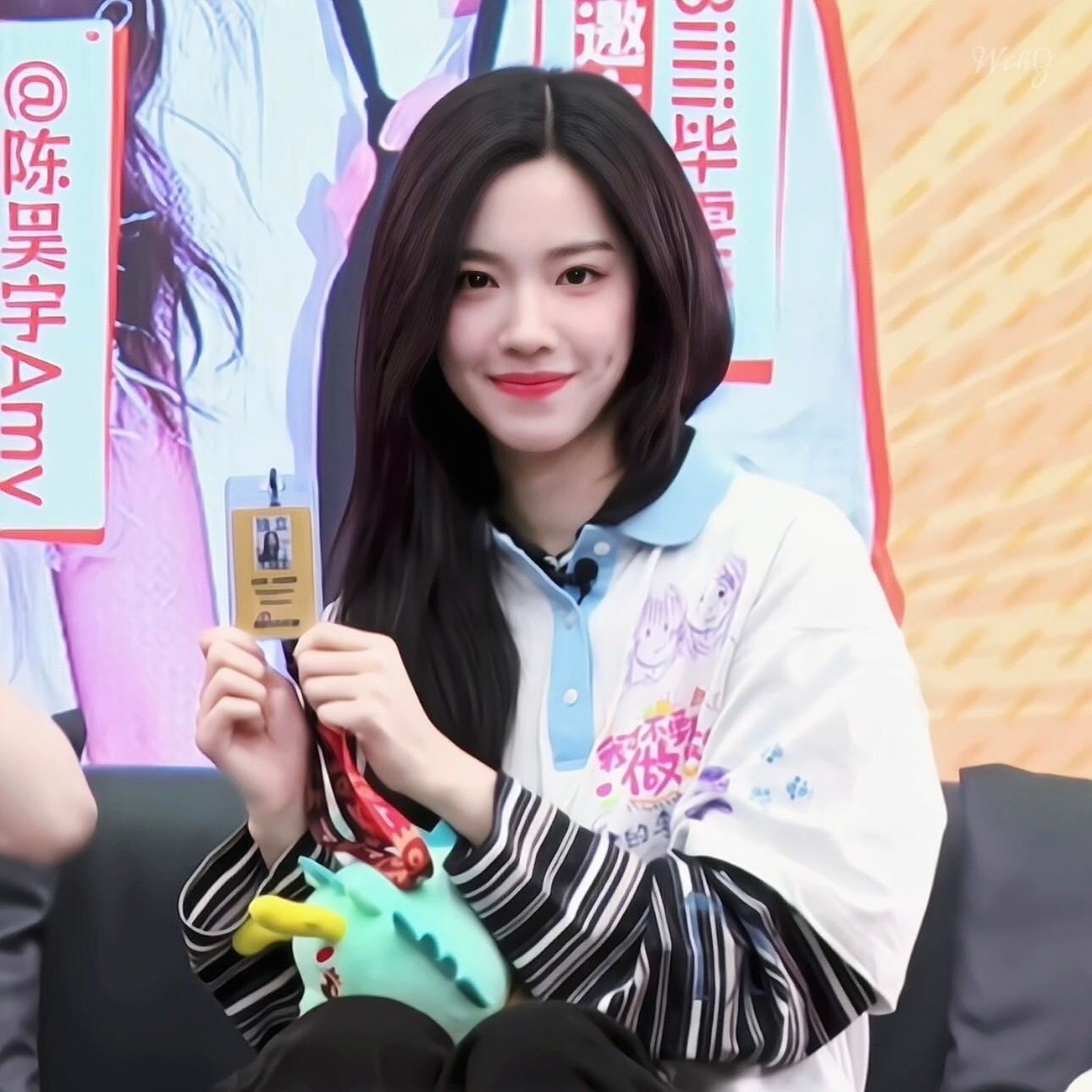 #庄达菲画的李进步李青桐#庄达菲的画的李进步和李青桐好可爱哦[可怜]庄达菲还在衣