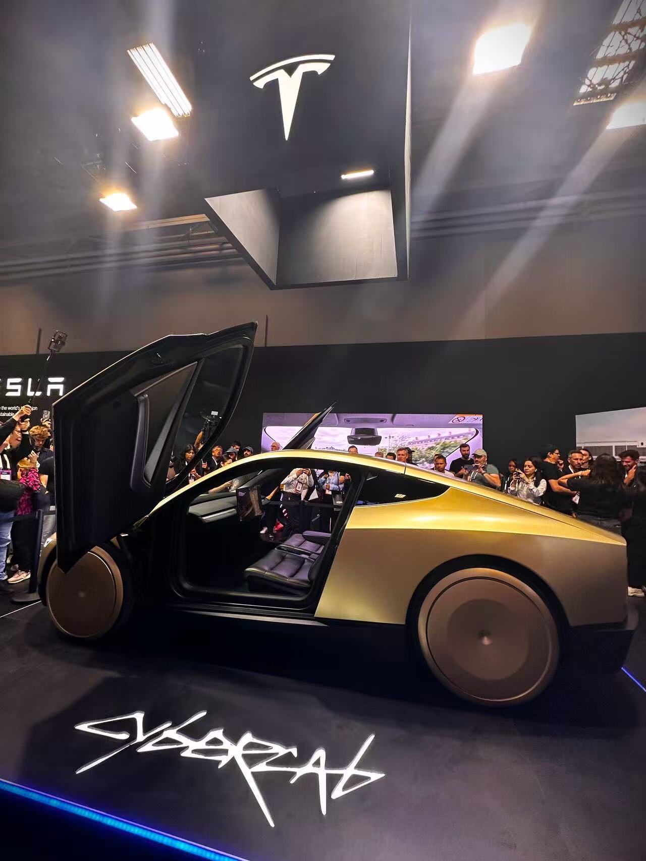 马斯克谈特斯拉Robotaxi扩张："一个很好的参考是，如果Waymo在某个地方
