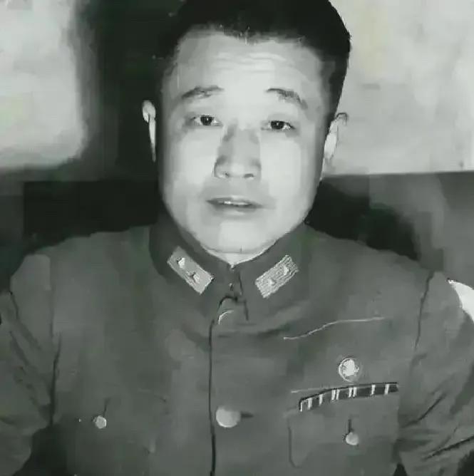 1981年5月7日，杜聿明在北京病逝。妻子曹秀清当天给蒋经国发报，恳请允许台湾的