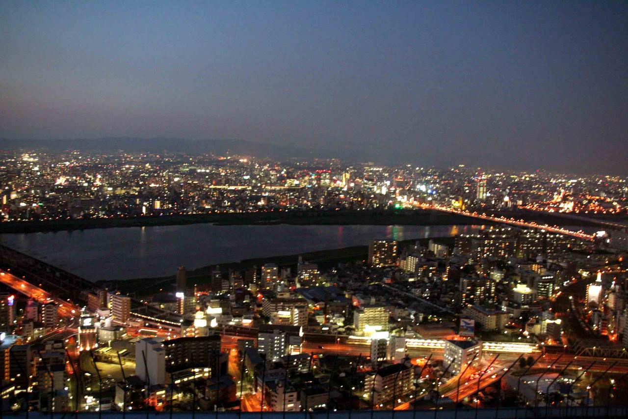 日本这次的通告来得猝不及防，没有太多铺垫就直接亮出“驱逐外交官”的筹码，要知道，