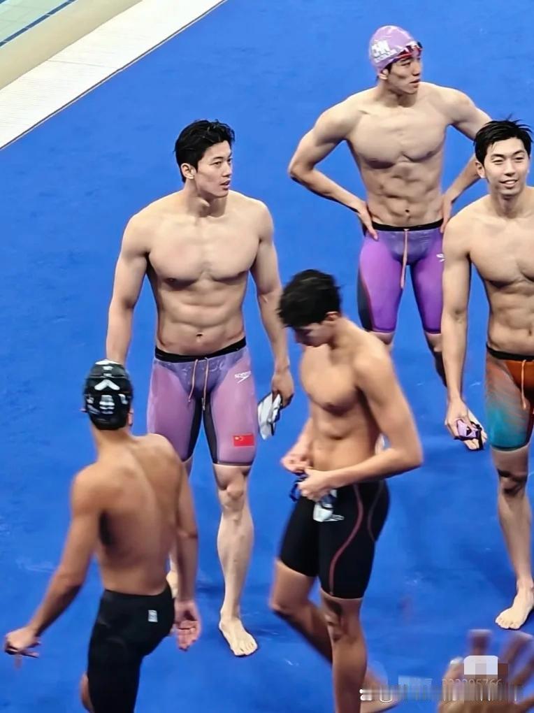 最近喜欢看游泳比赛，主要还是喜欢这项运动[doge] ​​​