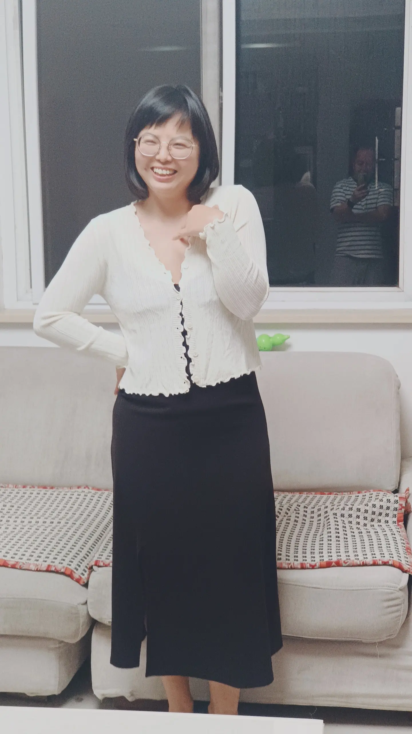 不如见一面。