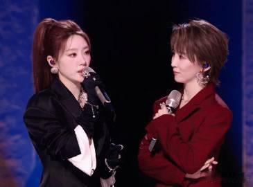 谢楠和声谢楠音色女王 听谢楠的和声，就像置身于梦幻的音乐世界。她的音色层次分明，
