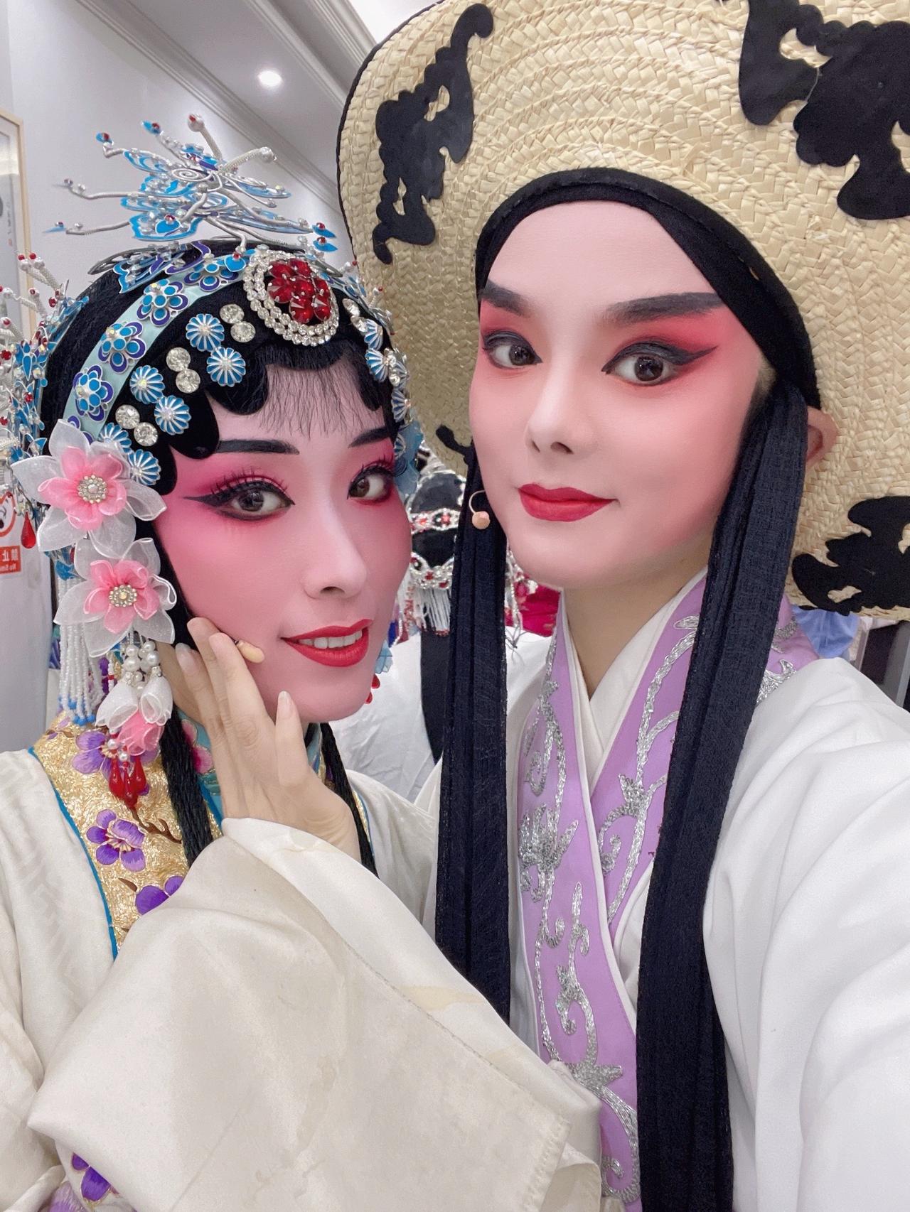 搭档组合 过把戏瘾