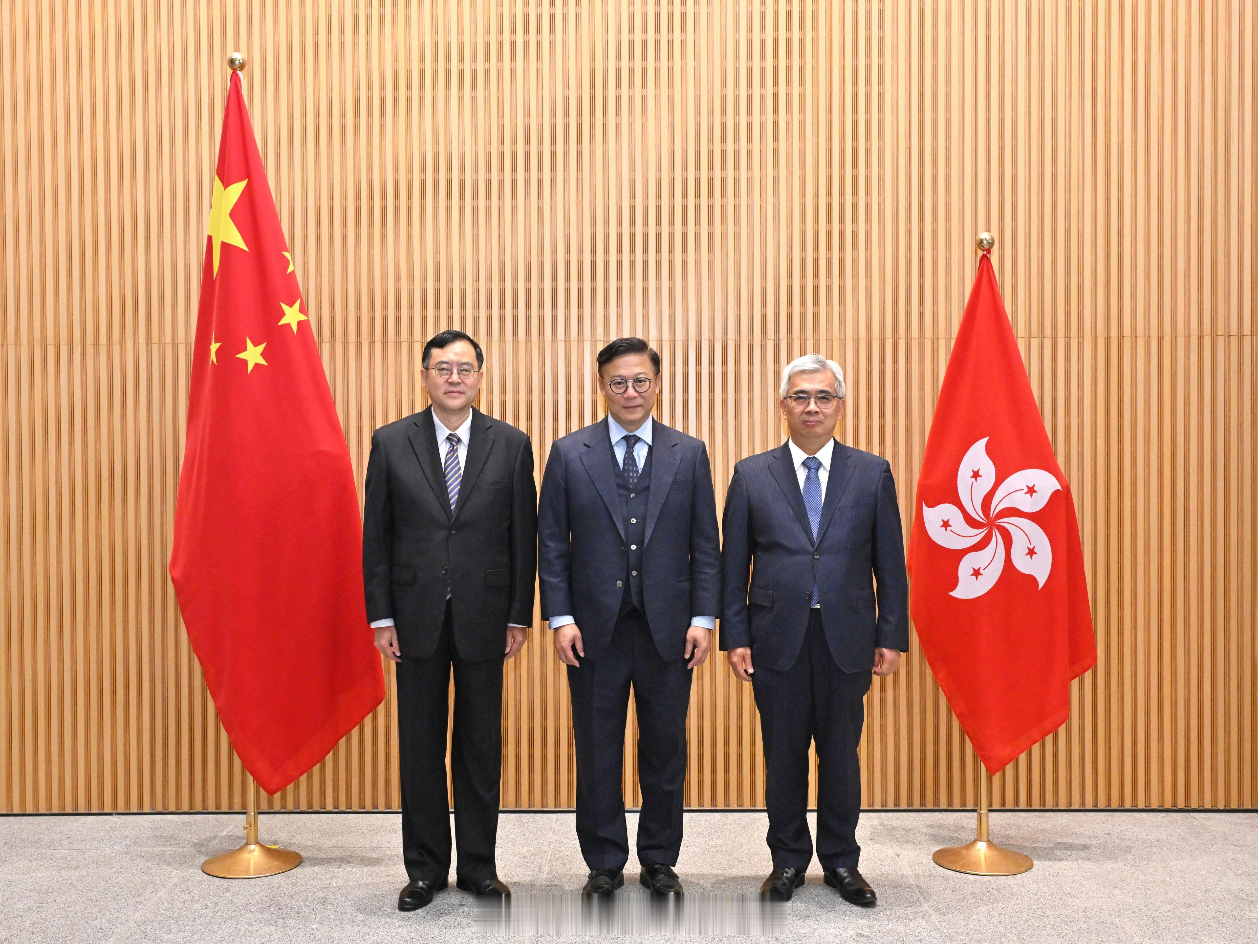 粵港澳大湾区法律 「第七次粵港澳大灣區法律部門聯席會議 推進法治建設合作新台階.