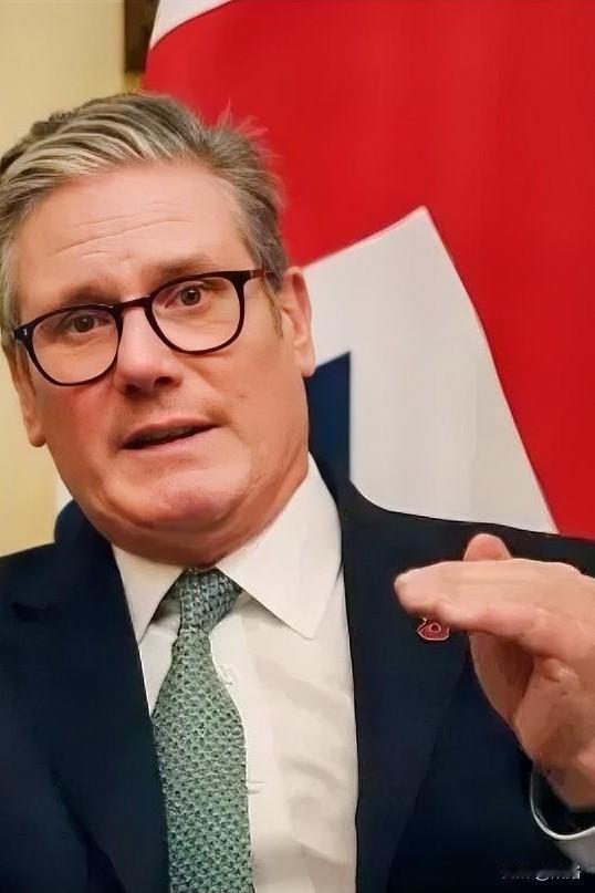 2月5日，英国正式宣布与美国建立伙伴关系，共同推动关键矿物供应链投资。我觉得这是