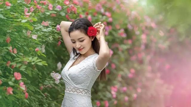 一看镜头就紧张，表情呆滞身体僵——你拍照时，是不是也会这样？
一拍照，就紧张。怎