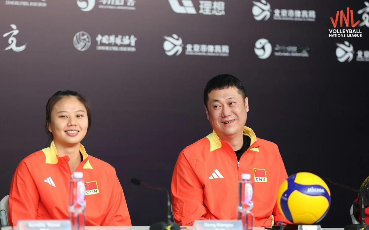 央视不转播中国女排参加的世界女排联赛，这么多年来还是头一回！
今晚19:30，中