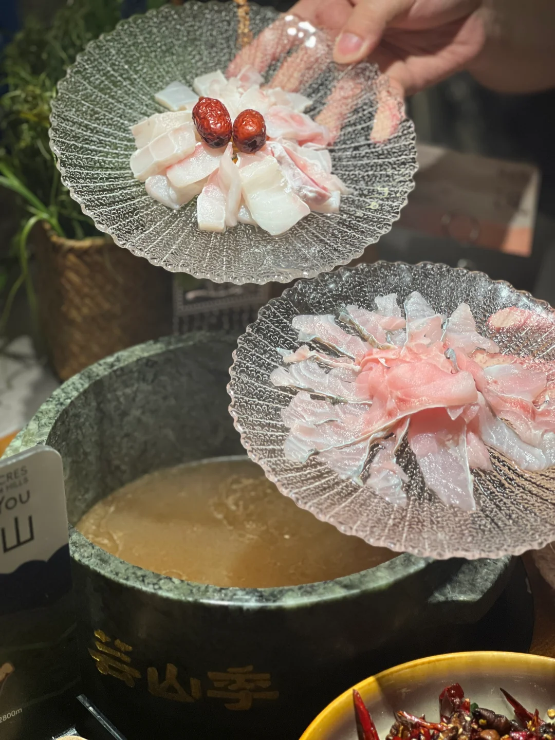 不用落地云南也能吃到的菌子火锅