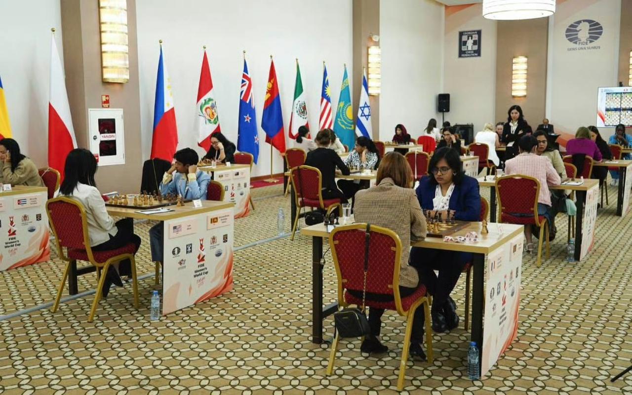 国象女子世界杯首轮第一局，中国棋手旗开得胜，5人出战四胜一负，期待后续精彩发挥，