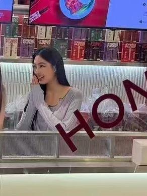 邝记录节目 还有蛋卷小姐 5555555 