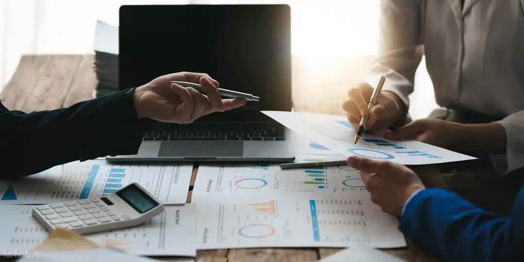 周末，事关A股，重要讲话刷屏了村长周末的讲话在朋友圈刷屏，提出了对优质机构适当松