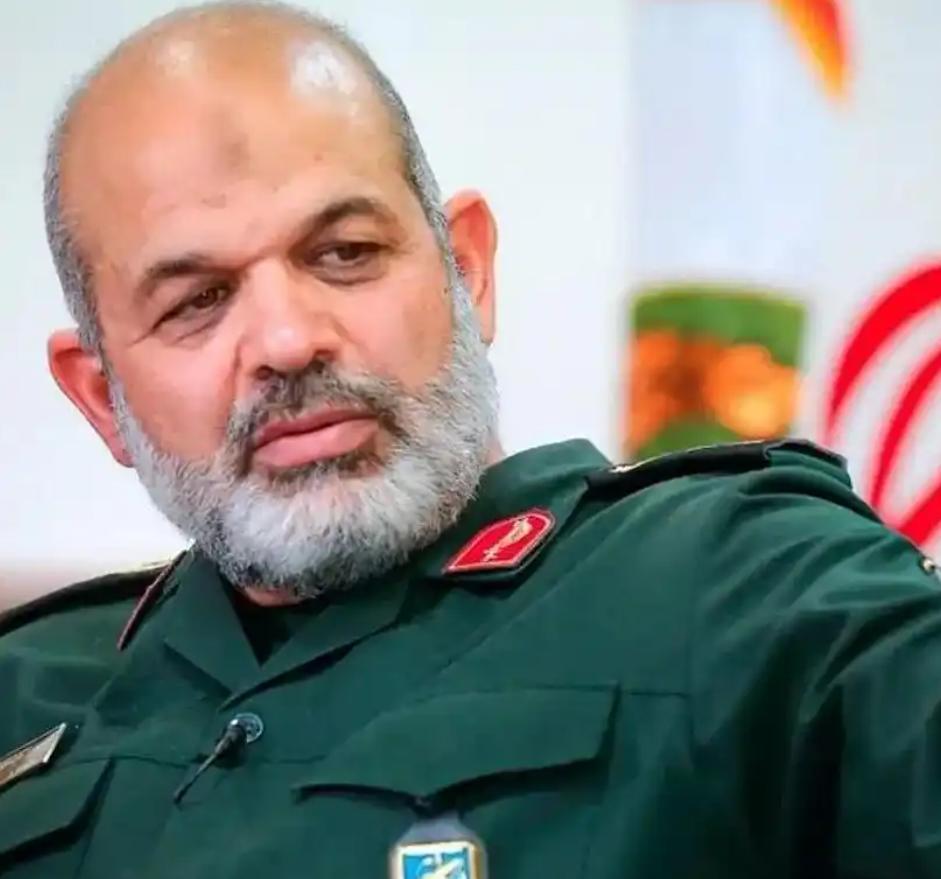 伊朗是不是很久没有升旗了？

最近随着伊朗的强硬反击，大家已经忘记了，伊朗之前一