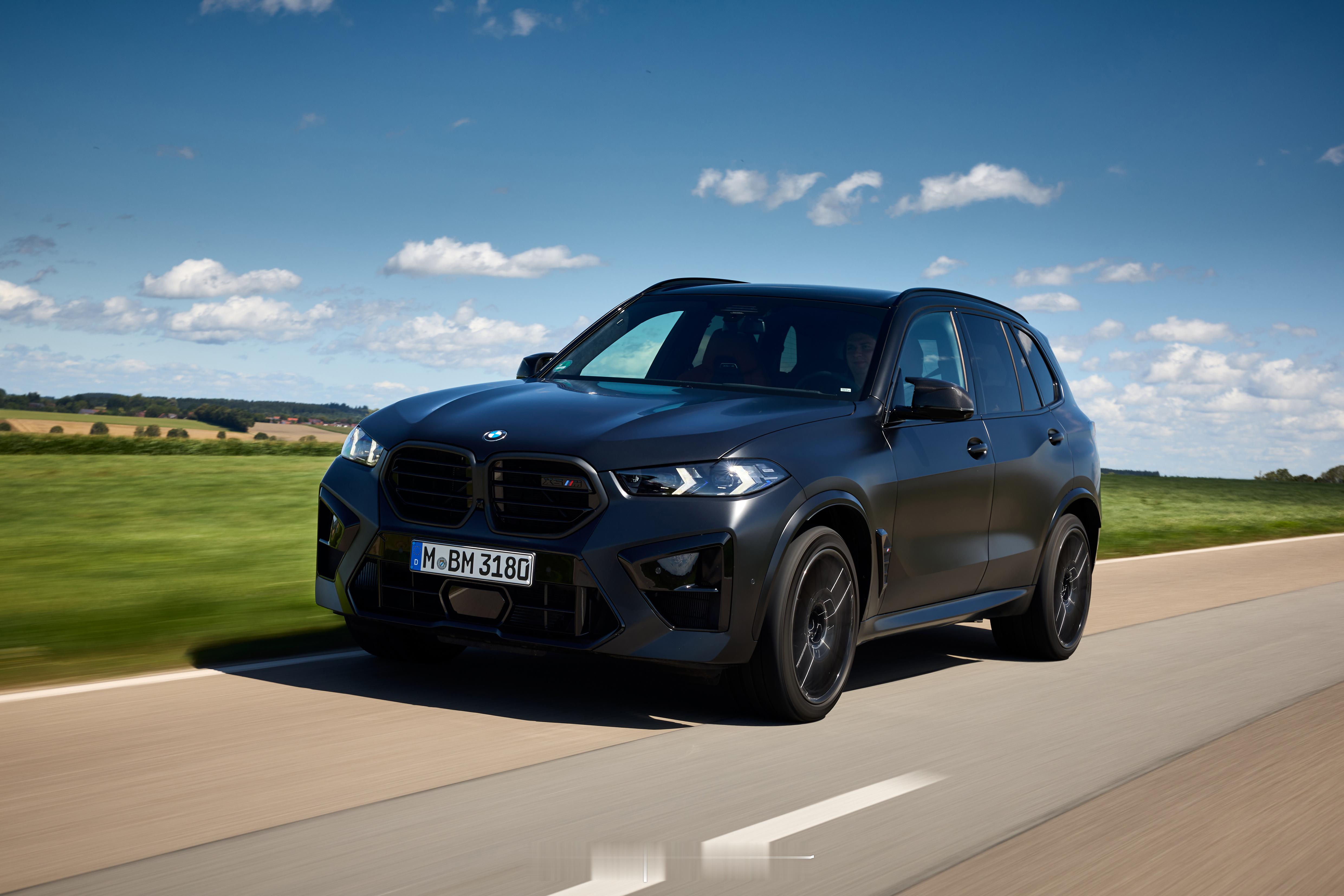 买台X5M车牌就选鲁S68X5M那将是绝杀！睡觉，梦里提车