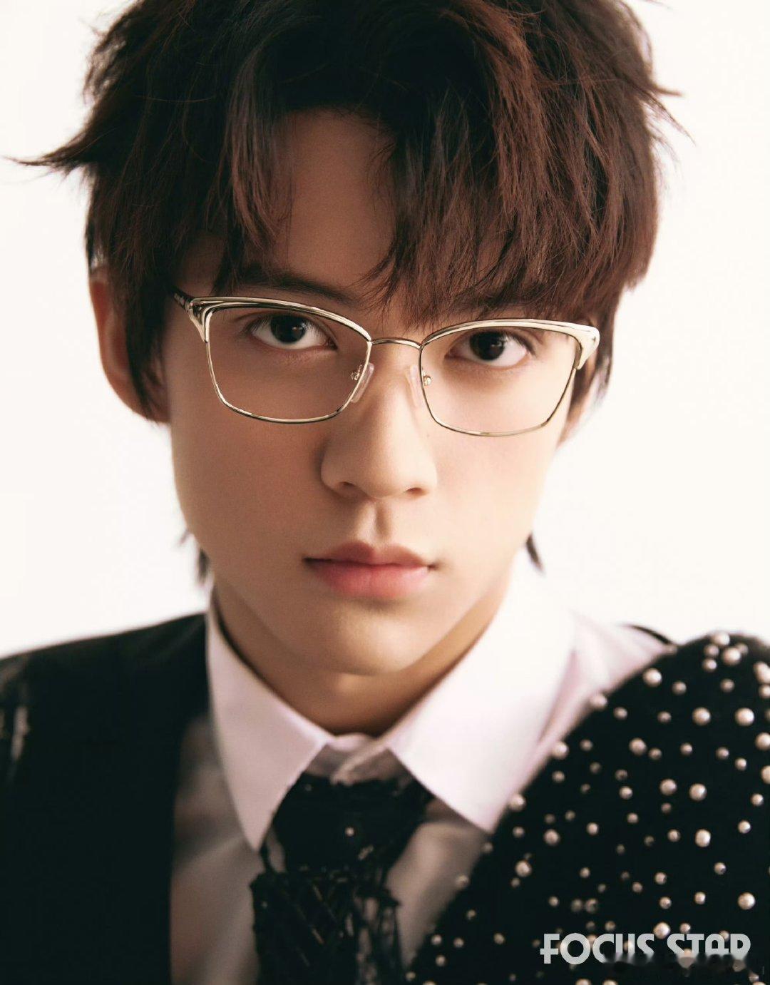 陈天润参加星光大赏陈天润参加星光大赏 