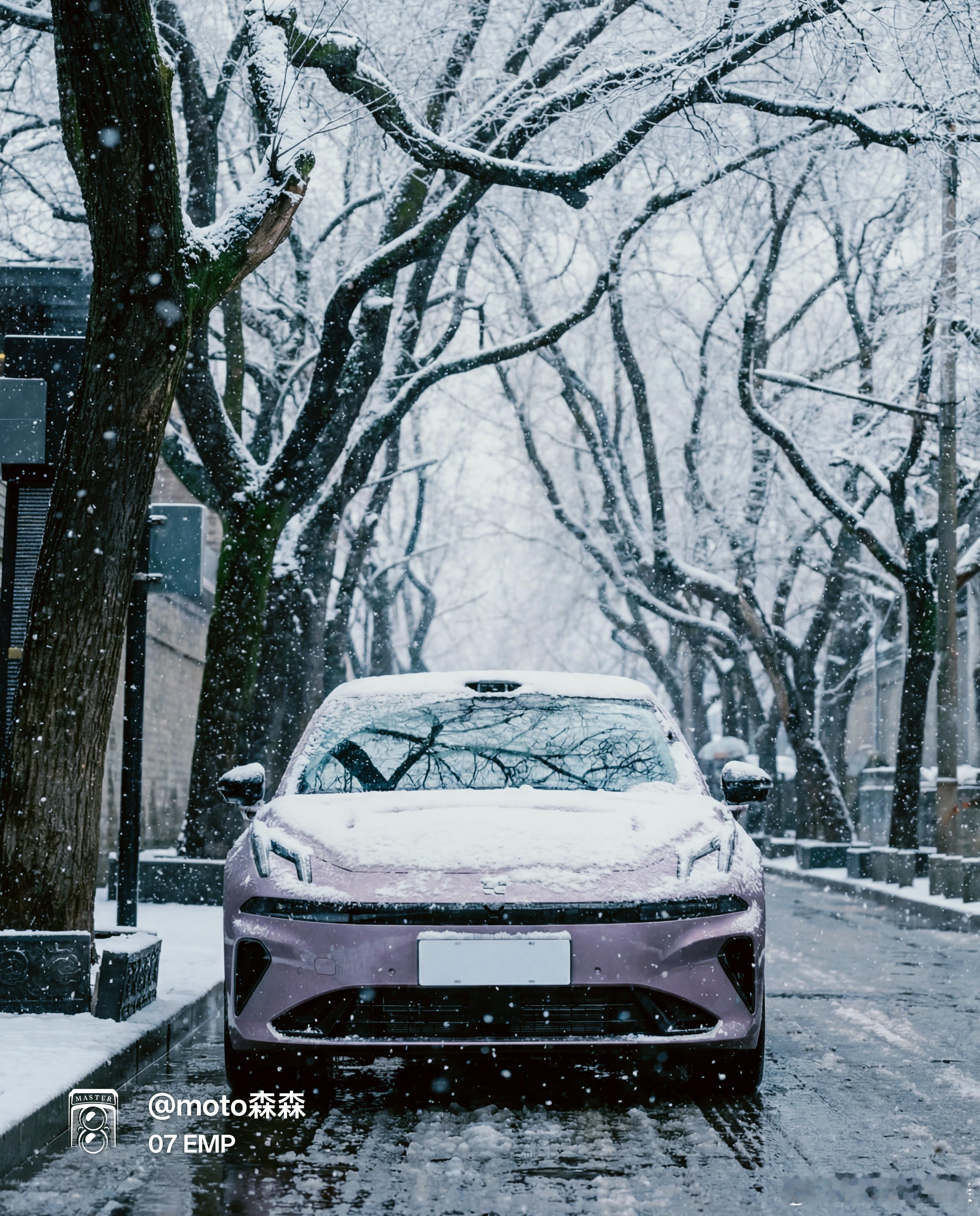 继续发存货领克07