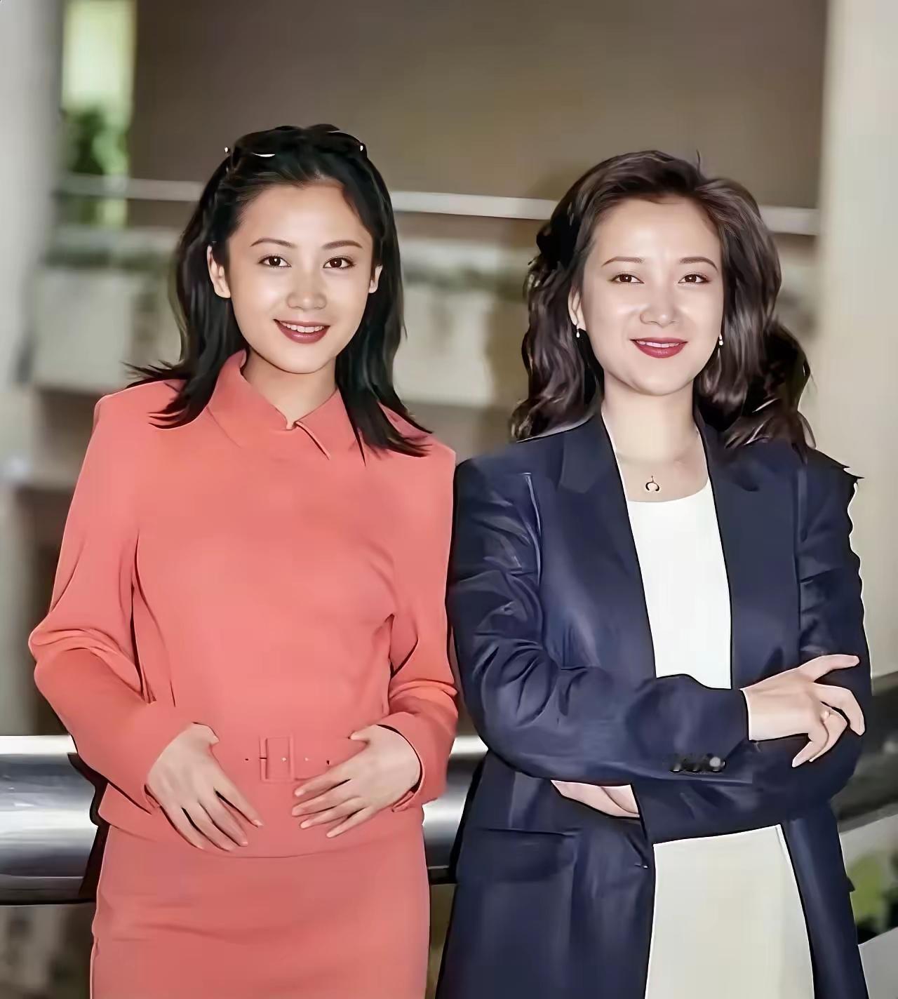 陈红
何晴
大美女
合影