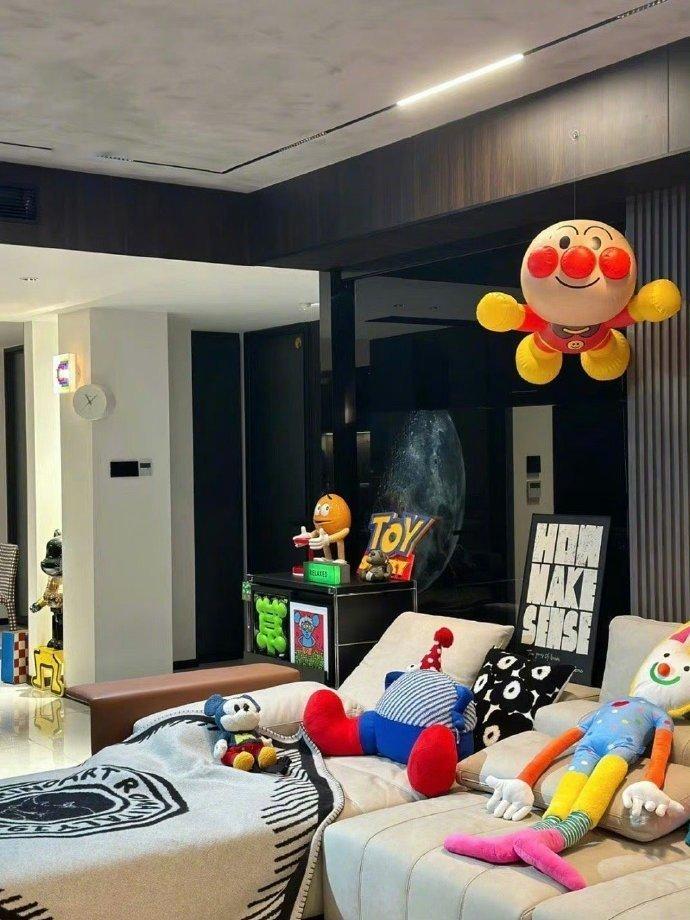 “希望你接近我，是因为心疼我，欣赏我，爱我，而不是我懂事，我好骗，我能扛，我适合