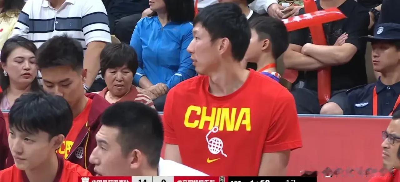 周琦的“伤病之旅”，上不了场为什么不回老将休养？

周琦，他的关注度并非来自篮球