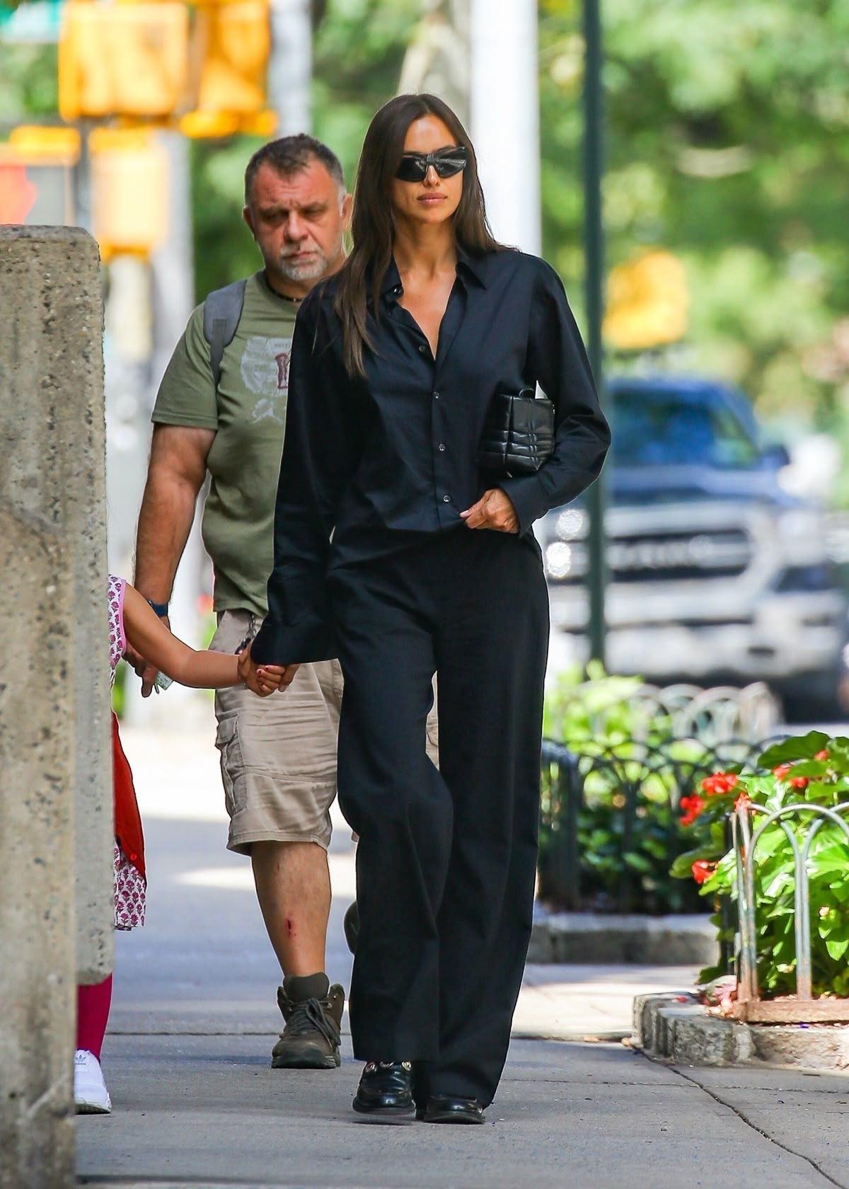 伊莉娜·瓦莱里耶夫娜·沙伊克里斯拉莫娃俄罗斯模特儿，以化名伊莉娜·沙伊克闻名，1