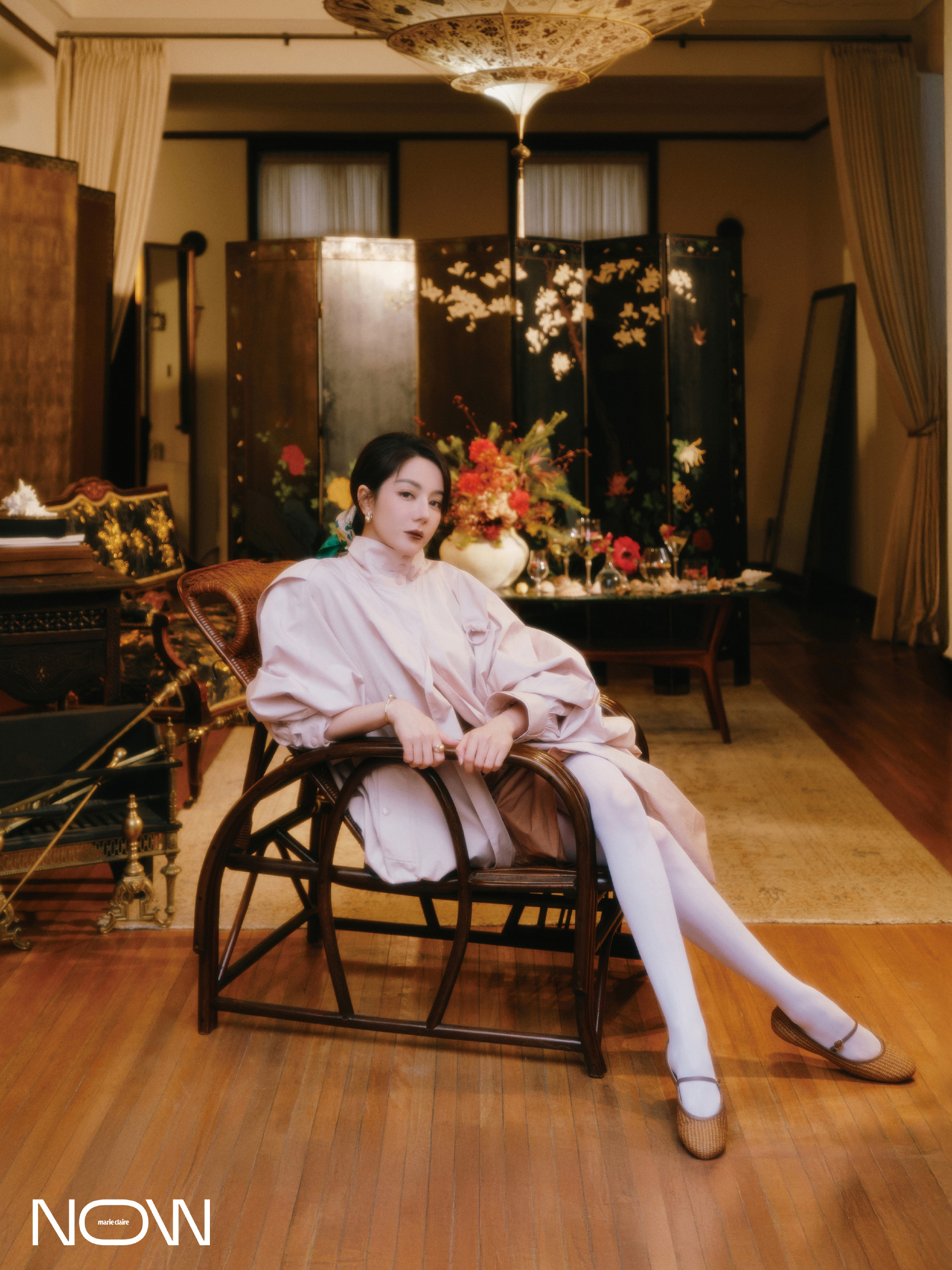 迪丽热巴嘉人now封面大片来了！！！摩登油画美人，御木本珍珠太漂亮了迪丽热巴Ma