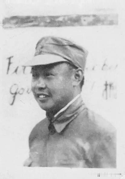 杜伯华晋察冀军区卫生部副部长
原名杜维汉，字华昌，1904年生于河北，幼年随家人