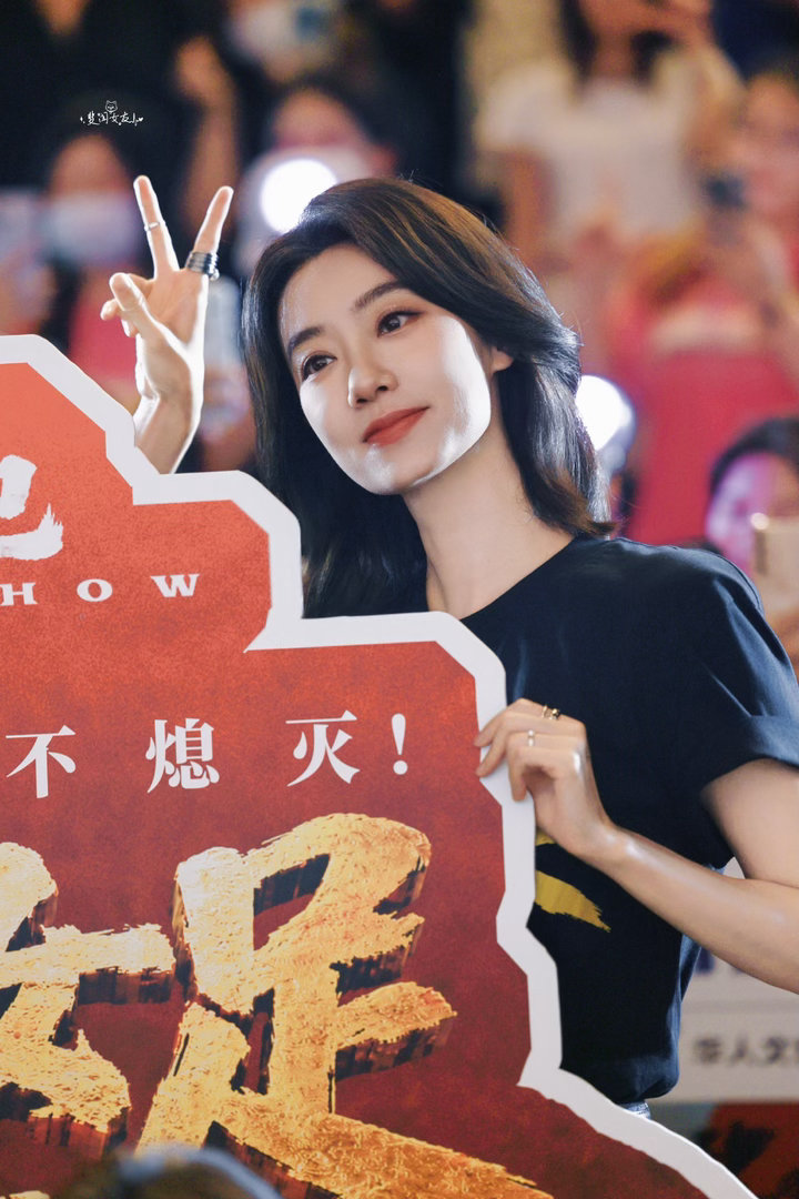 张小斐说双双平A骗大招 张小斐在路演里说，双双学会“平A骗大招”之后整个人都松弛