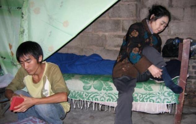 “贵州孝子”刘秀祥：13年前背疯母千里求学，如今故事感动千万人
刘秀祥1986年