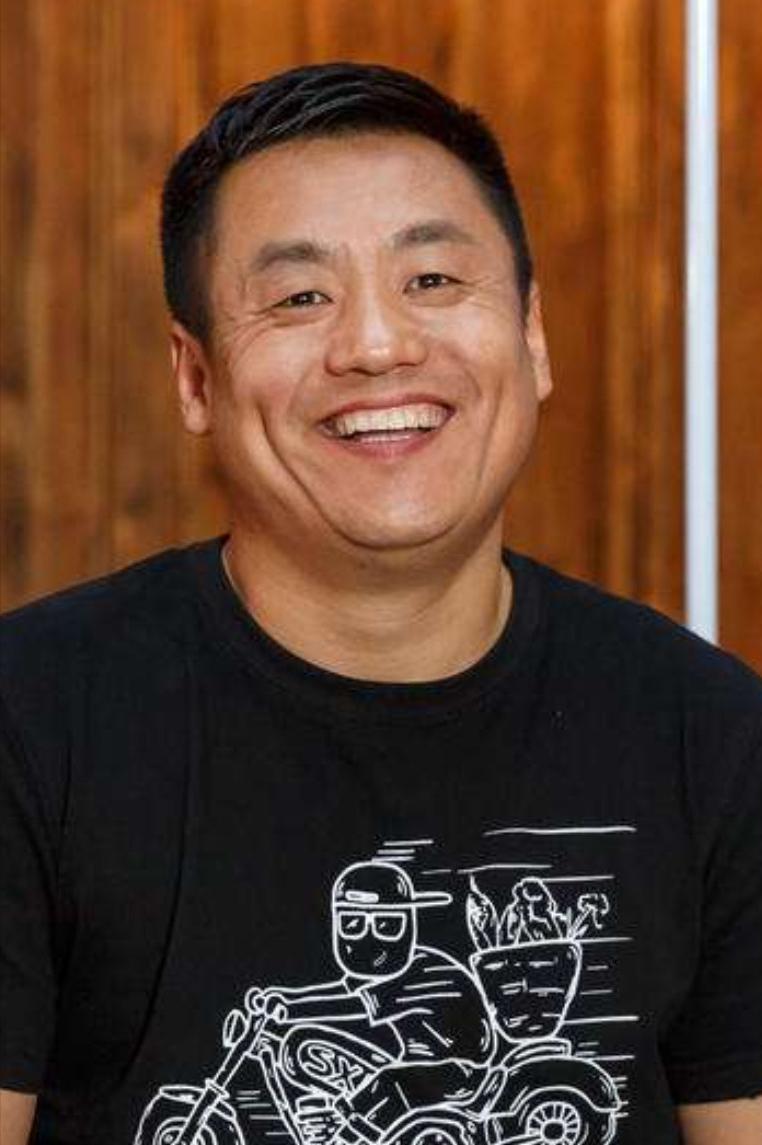 二人转演员，宋晓峰说，给你机会，你也得把握得住才行，我上乡村爱情，起步是什么，一