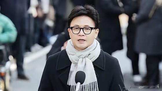 在韩国检方要求判处前总统尹锡悦死刑后，其所在的国民力量党也立即开始清理门户，开除