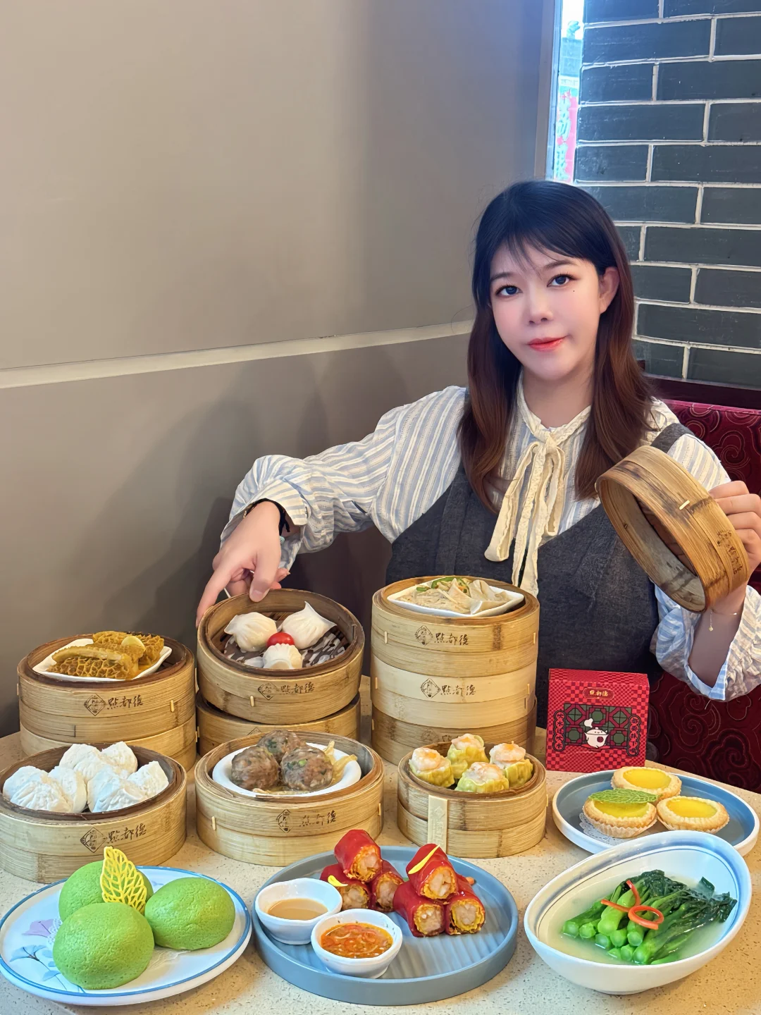 跟着老广去吃地道早茶 | 中午还这么多人‼️
