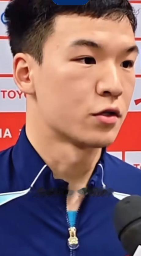 全网最紧张的人，
估计就是向鹏了，
他万万没想到，林诗栋会输，这一刻，他的压力好