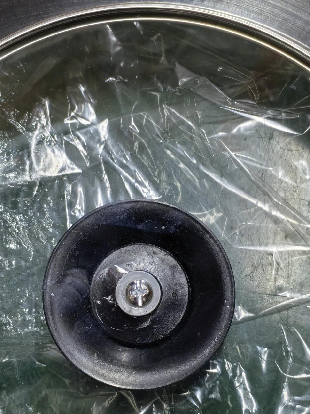 我真的服了我自己了，三个快递，三个全部超时，总共付了3.5元的逾时费用，而我昨天