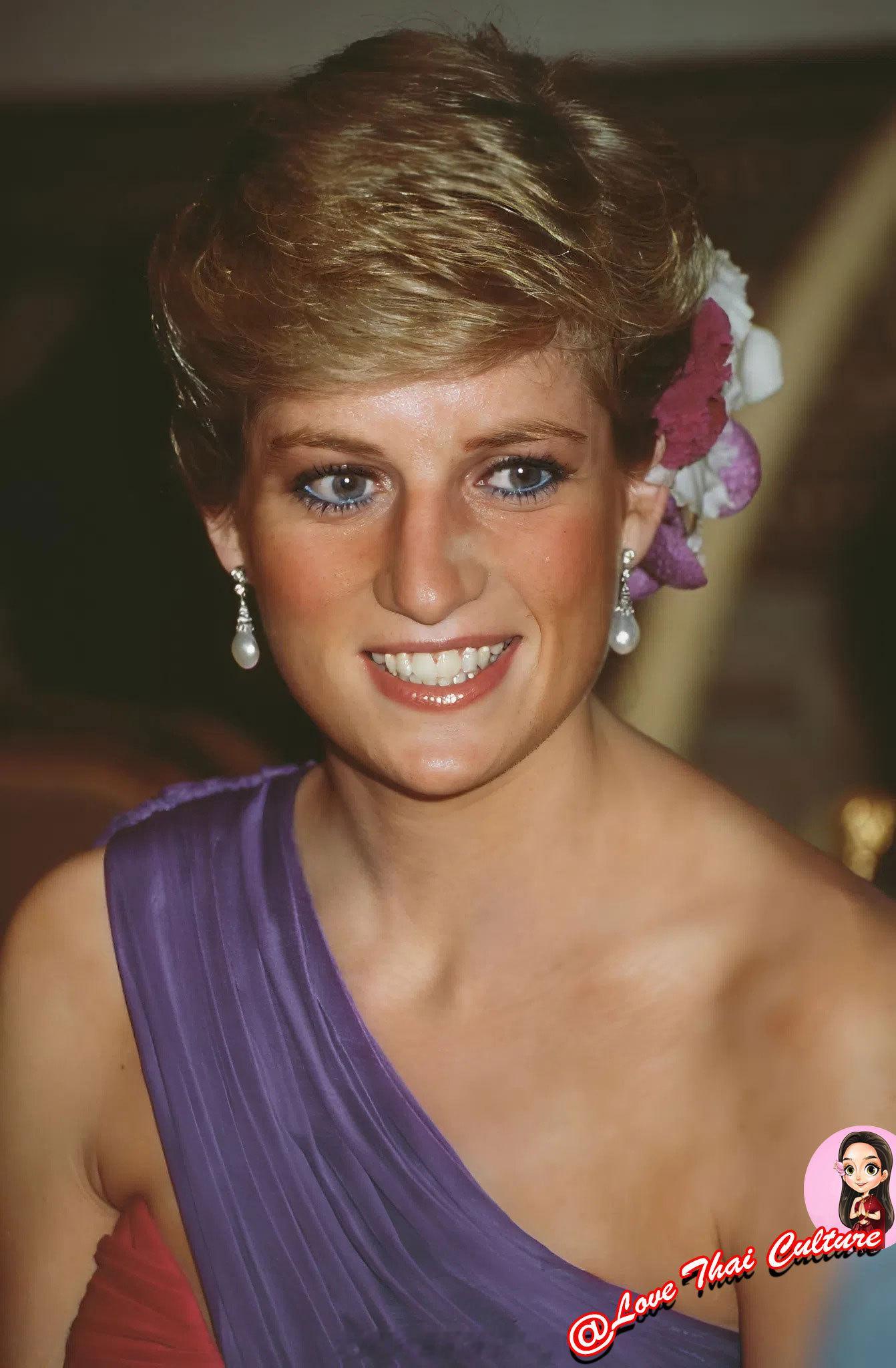 王室王室泰国王室暹罗往事 老照片：1988年2月4日，访问暹罗的戴安娜参加暹罗王