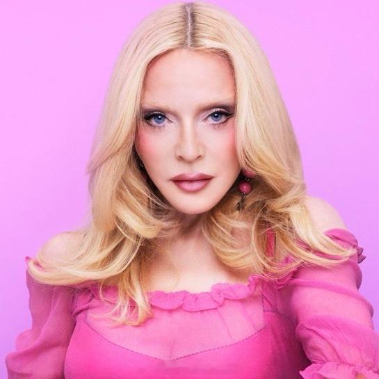 Madonna 【麦当娜新专辑首日流媒体破千万，并列夏奇拉成千禧前出道女歌手唯二